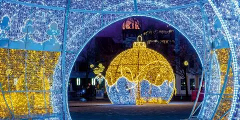 Titelbild für Weihnachtsmarkt & Lichterwelt Magdeburg